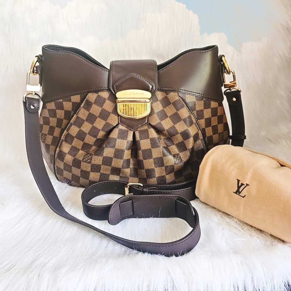 ✨️🔥Beautiful Condition 🔥 ✨️  Authentic Louis Vuitton - Picture 3 of 16